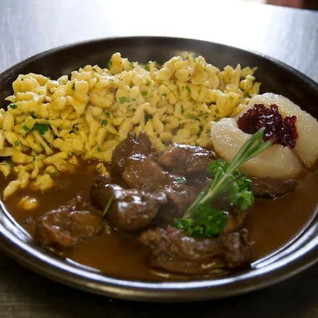 Bischofshof Braustuben 3* Řezno