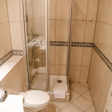 Bischofshof Braustuben 3* Regensburg